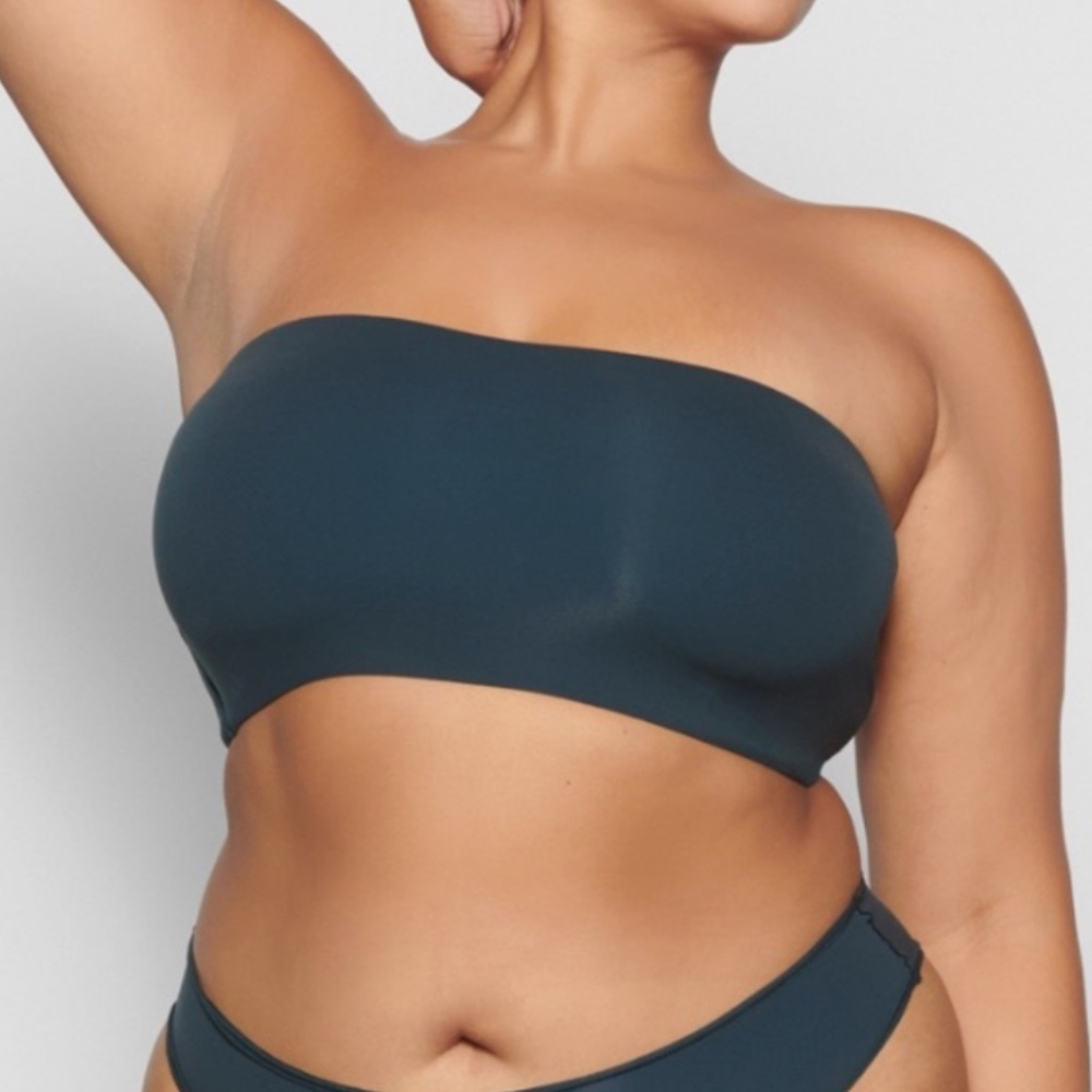 SKIMS Bandeau Bra in cypress